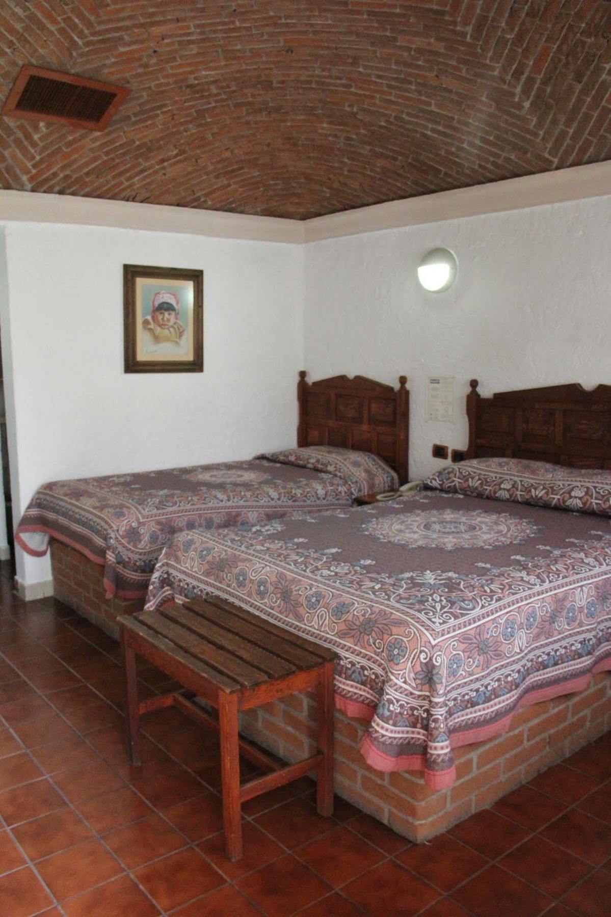 State Inn Чиуауа Екстериор снимка