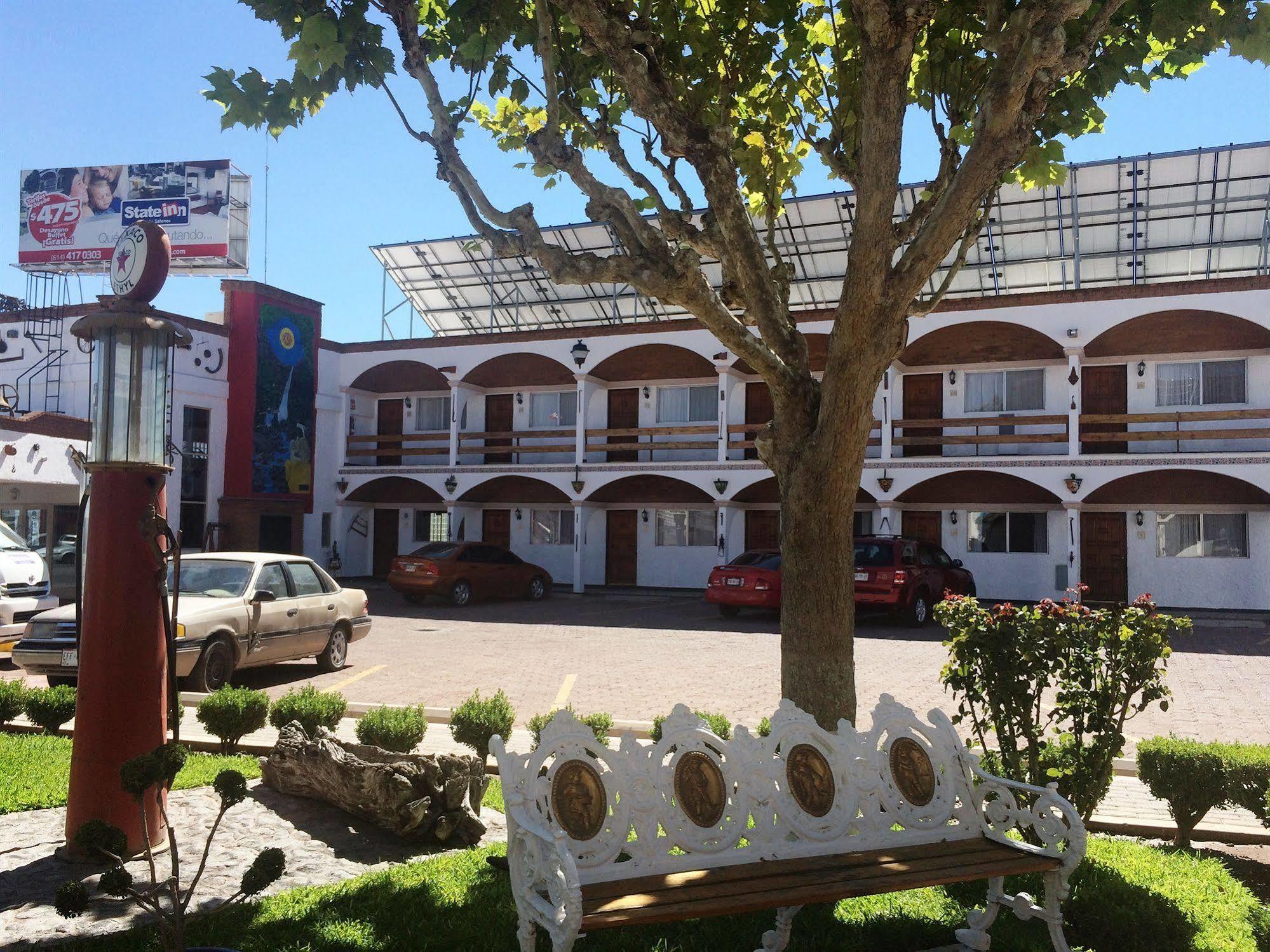 State Inn Чиуауа Екстериор снимка