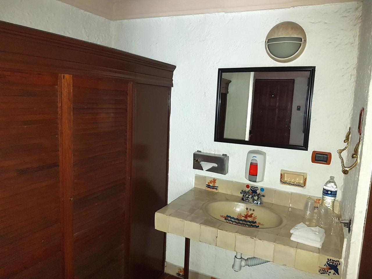 State Inn Чиуауа Екстериор снимка
